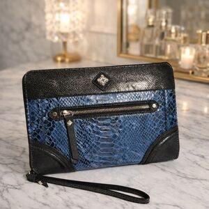 Simply Vera Vera Wang Large Black and Blue Snakeskin Organizer Wristlet